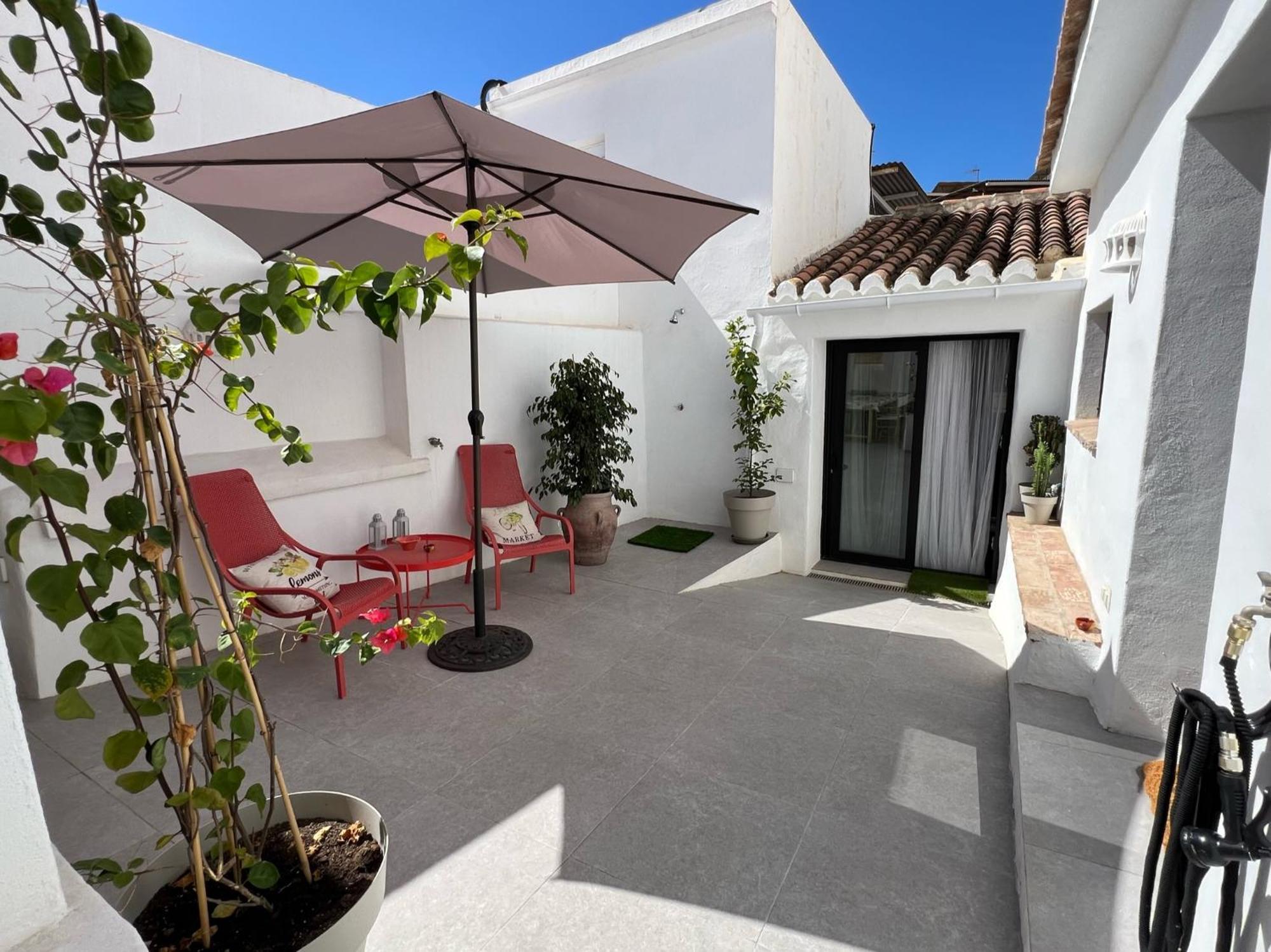 Вилла Lemon House Велес Экстерьер фото
